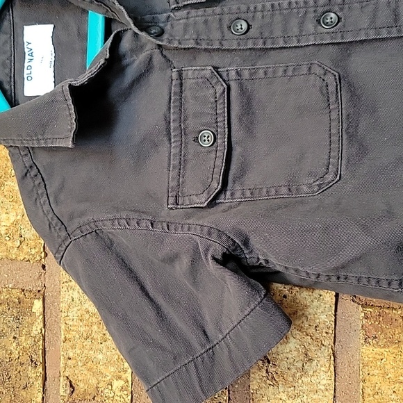 Old Navy Kids Charcoal Button Down Shirt Size 5 - Picture 4 of 7